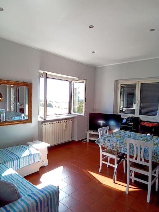 Appartamento Luminosissimo Con Vista Panoramica Marina di Cerveteri Zewnętrze zdjęcie